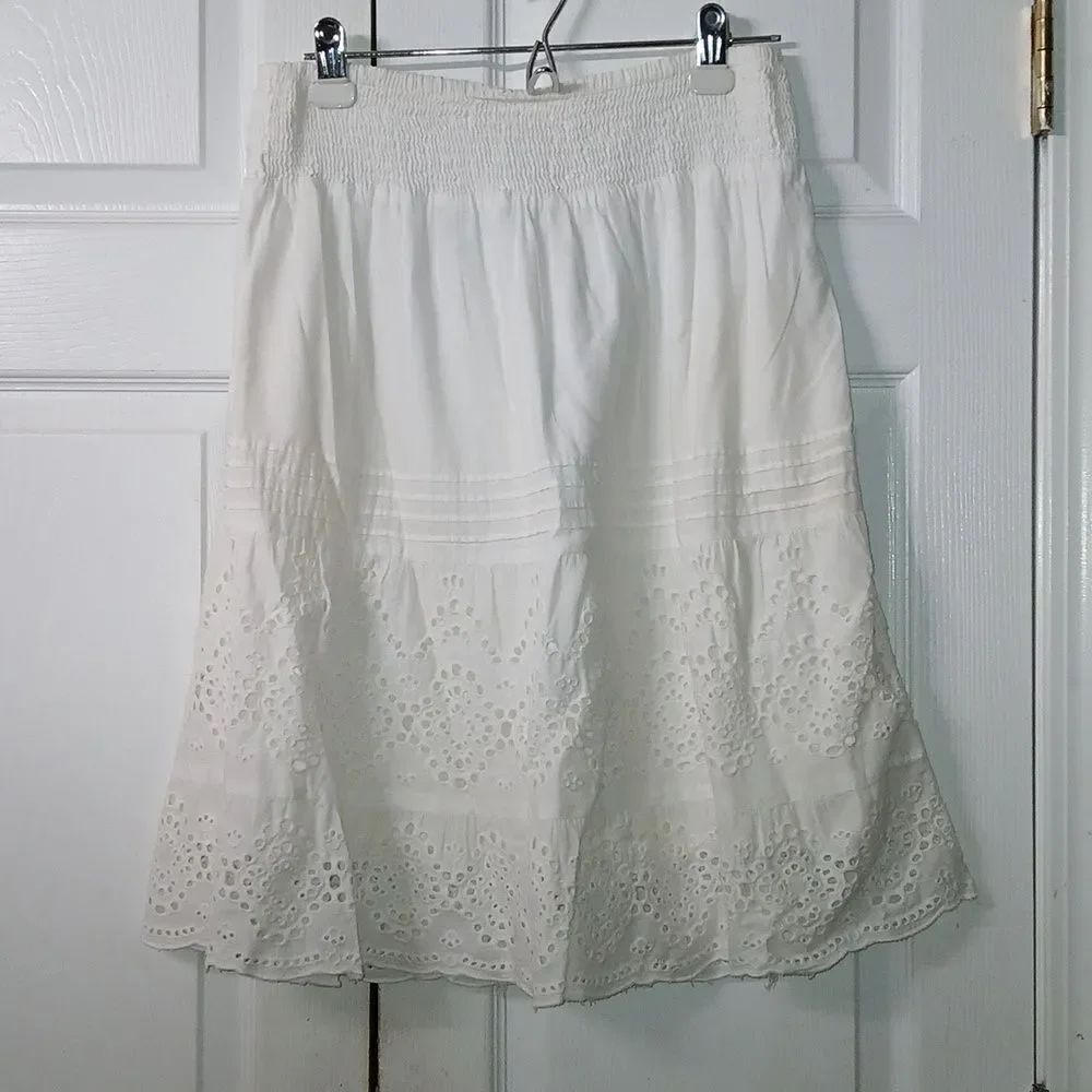 Maurices white eyelet pull on casual summer party skirt Sz S NWOT